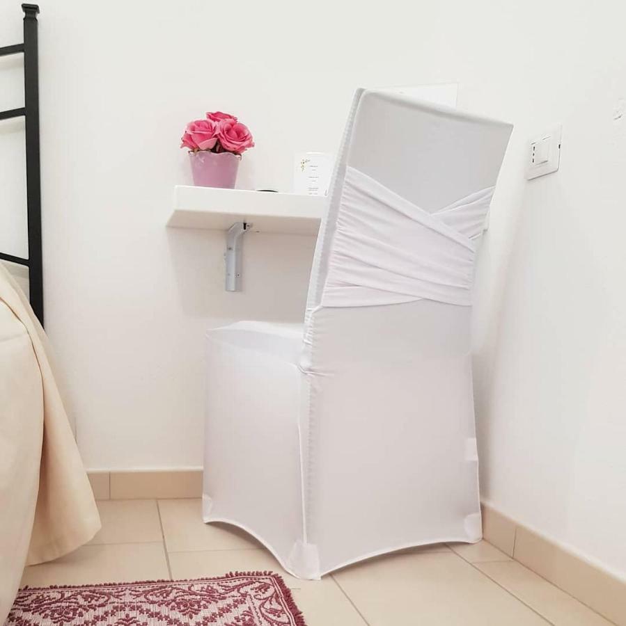 Il Girasole Bed & Breakfast Domus De Maria Luaran gambar