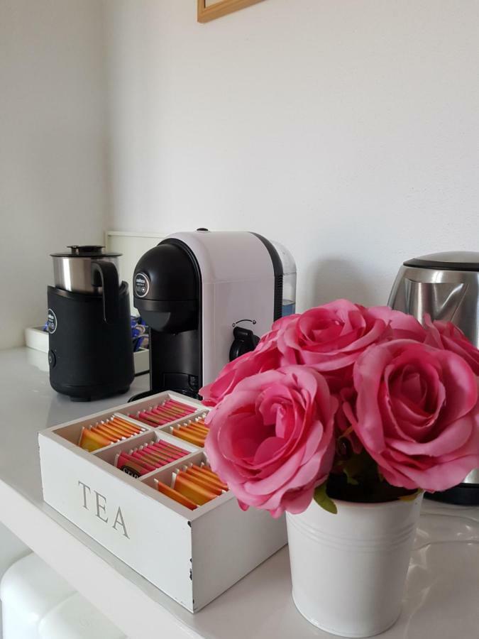 Il Girasole Bed & Breakfast Domus De Maria Luaran gambar